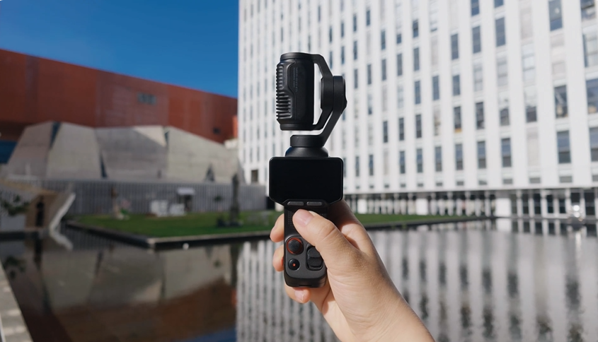 Insta360 Luna Ultra