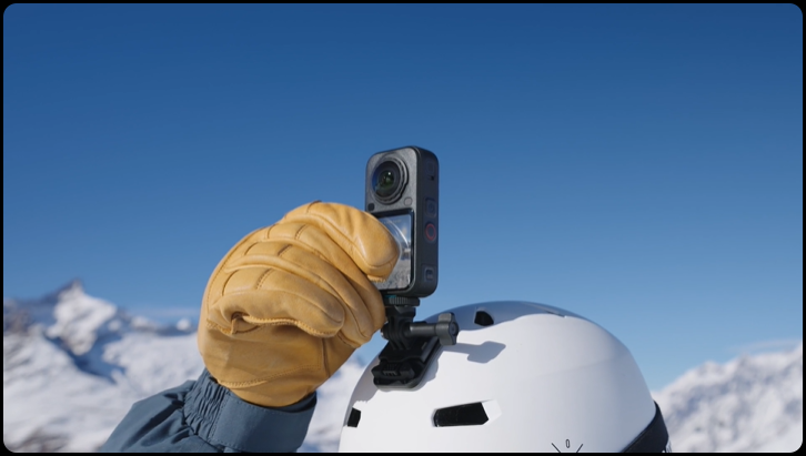 Insta360 X6